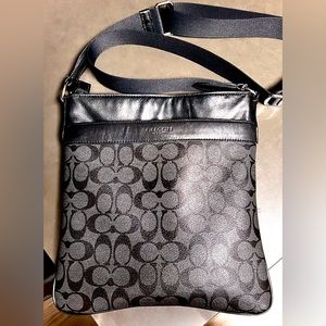 Black Authentic Coach bag. Mint condition!! Nothing wrong with it at all! :)